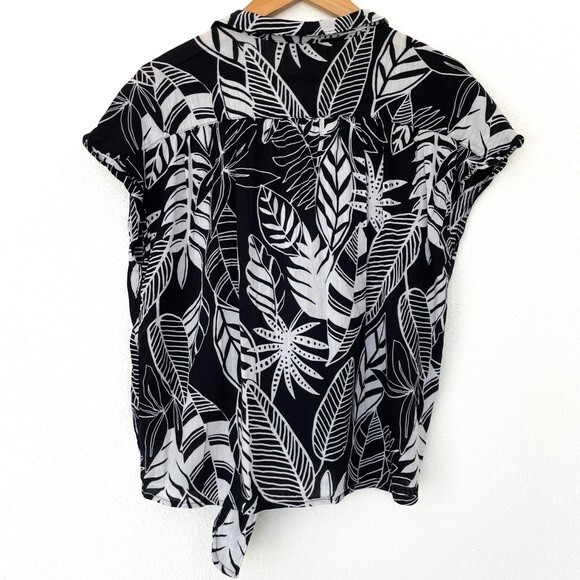 Old Navy Tropical Print Button Down Top Blouse Size M - Picture 2 of 7
